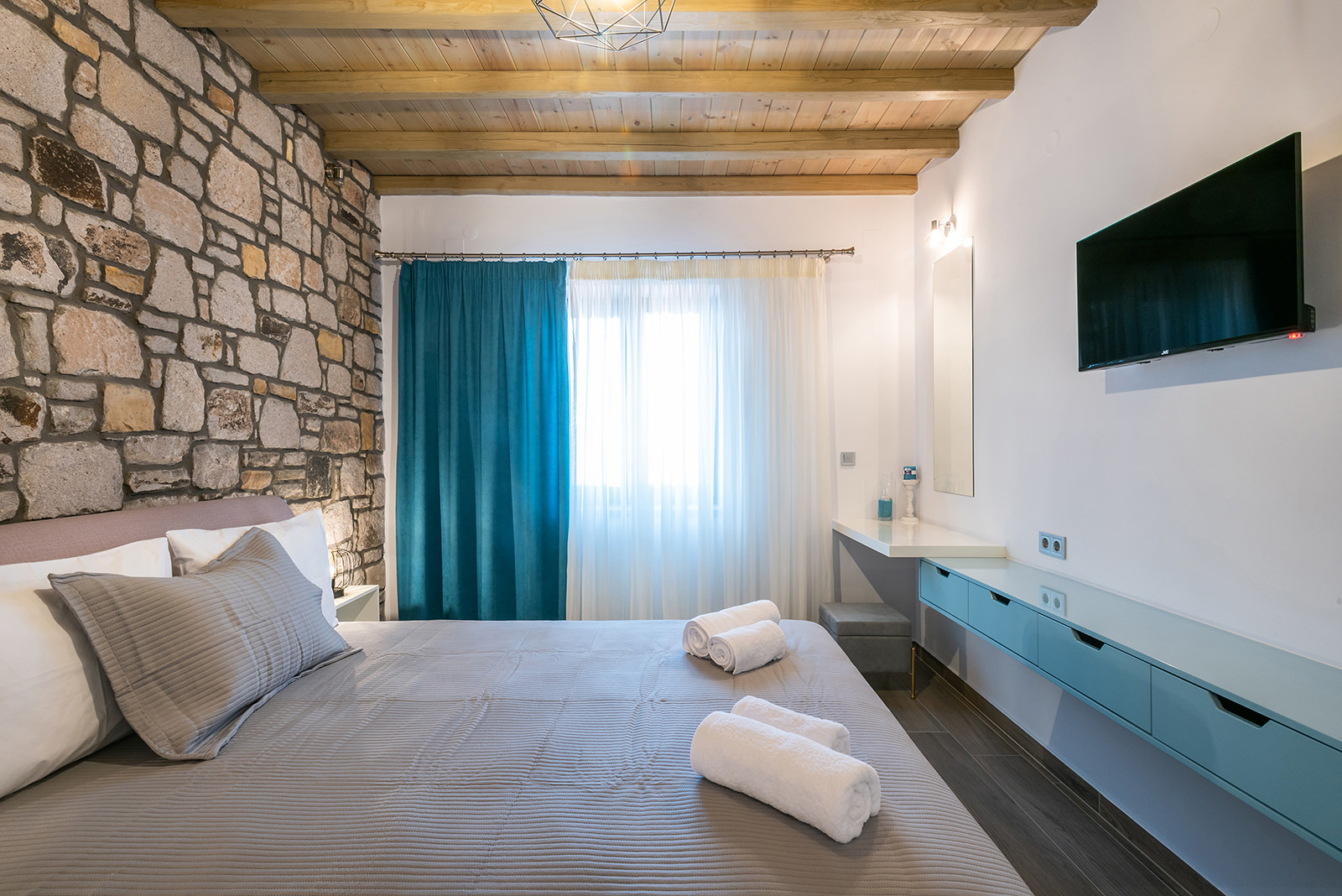 Lithoessa Luxury Apartments - Lemnos - Greece